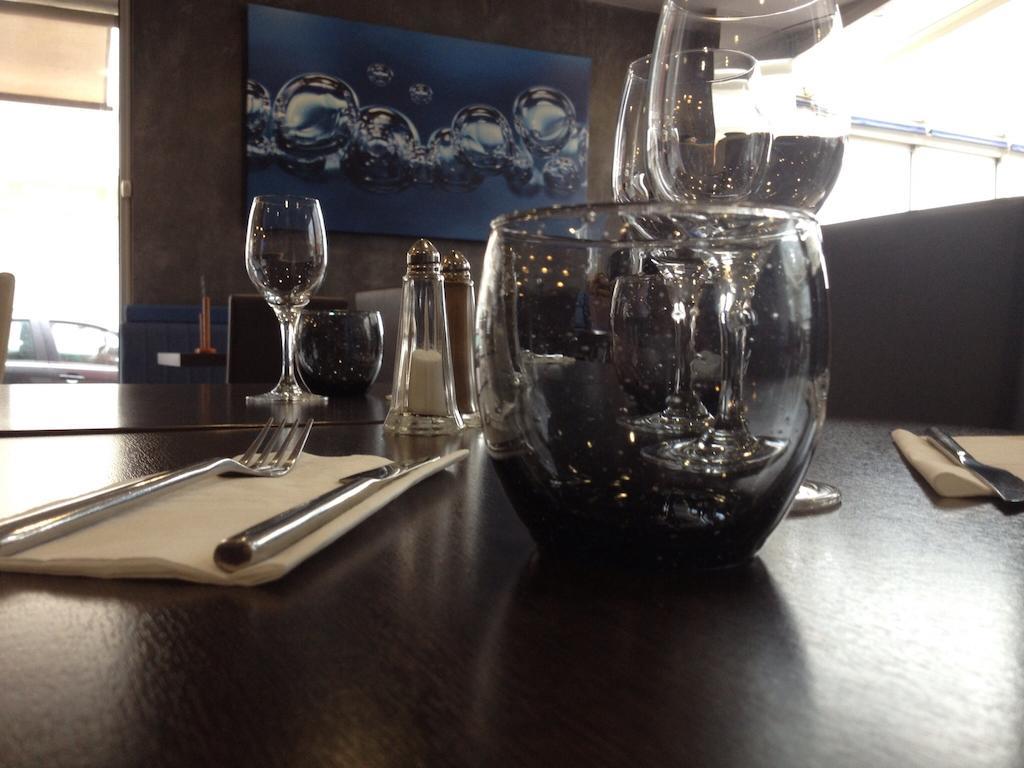 拉弗雷格特餐厅酒店 滨海拉塞讷 外观 照片